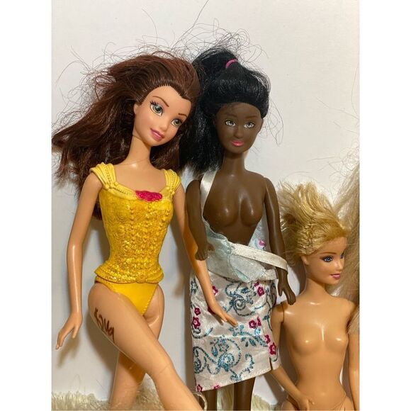 Vintage Barbie Dolls Mattel All Skin Color Set of 8 - Picture 2 of 6